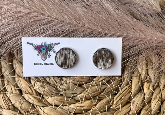 14mm Cowhide Stud