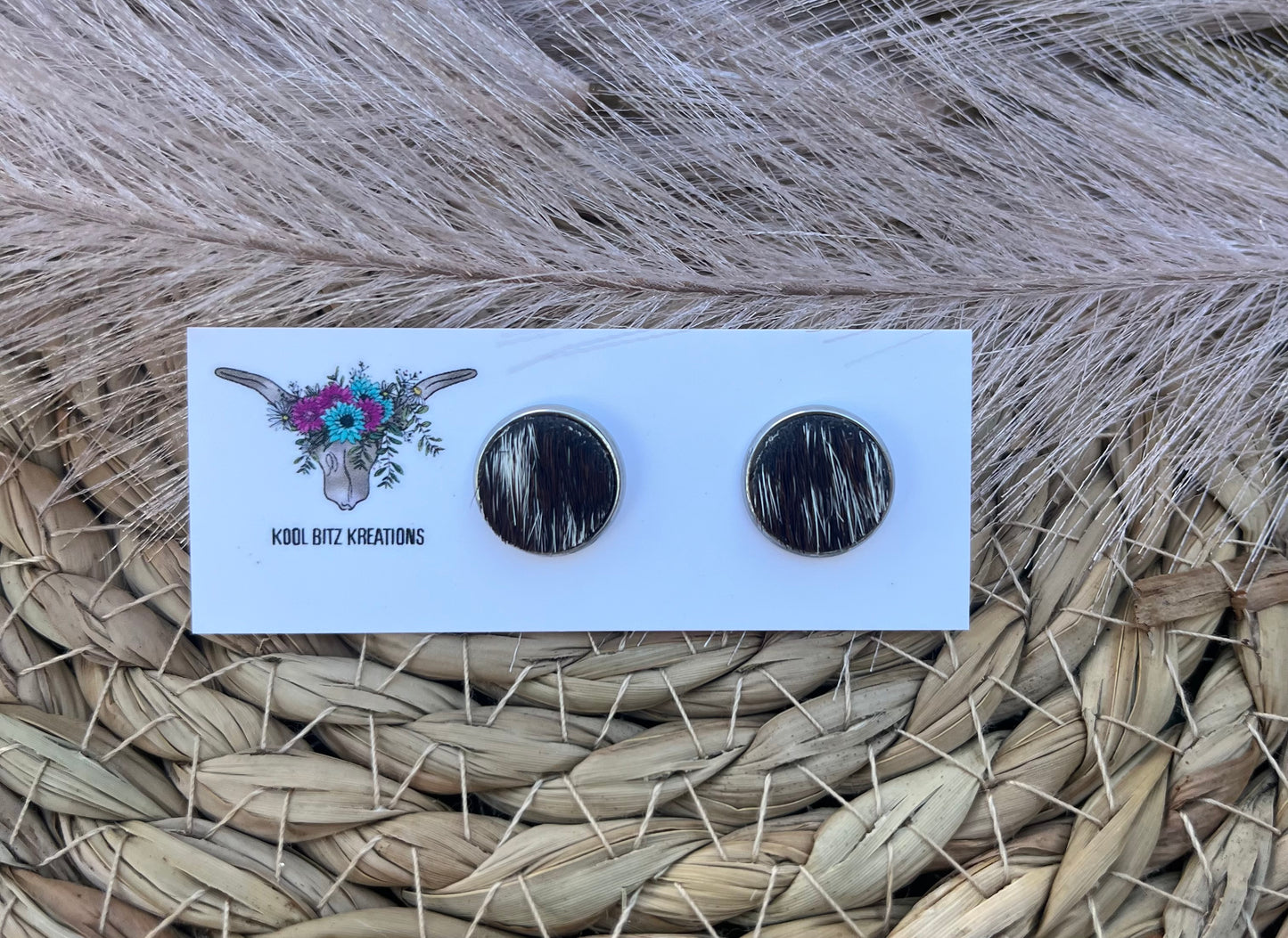 12mm Cowhide Stud