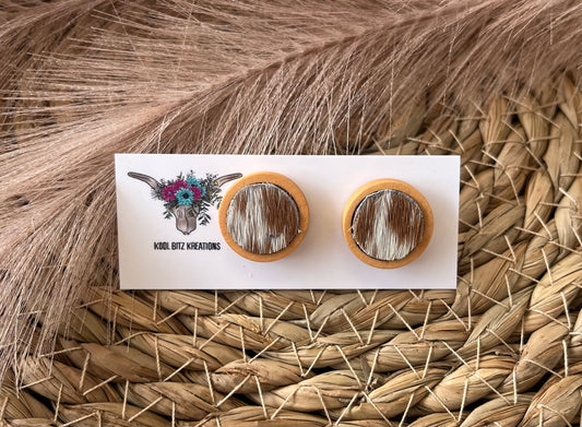 14mm Cowhide Wooden Stud