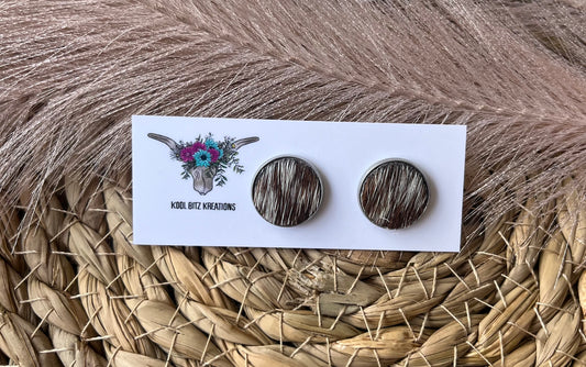 14mm Cowhide Stud