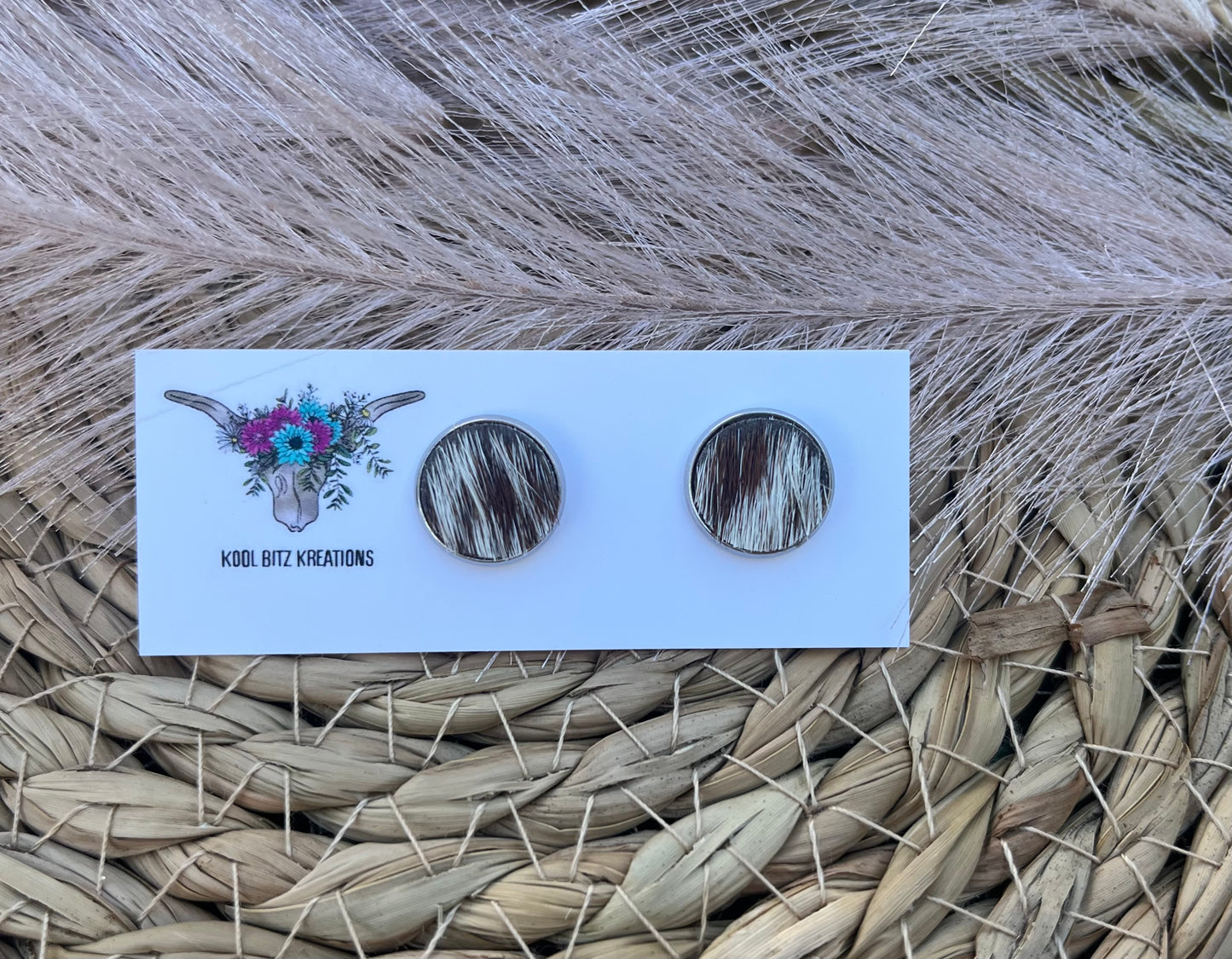 12mm Cowhide Stud